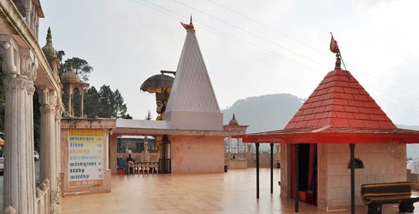 hanuman garhi temple